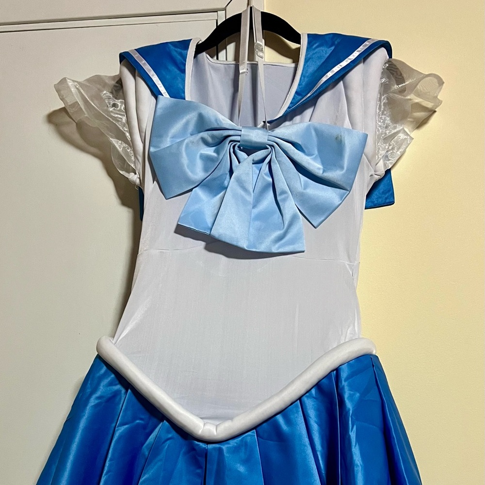 Ladies medium Sailor Mercury costume